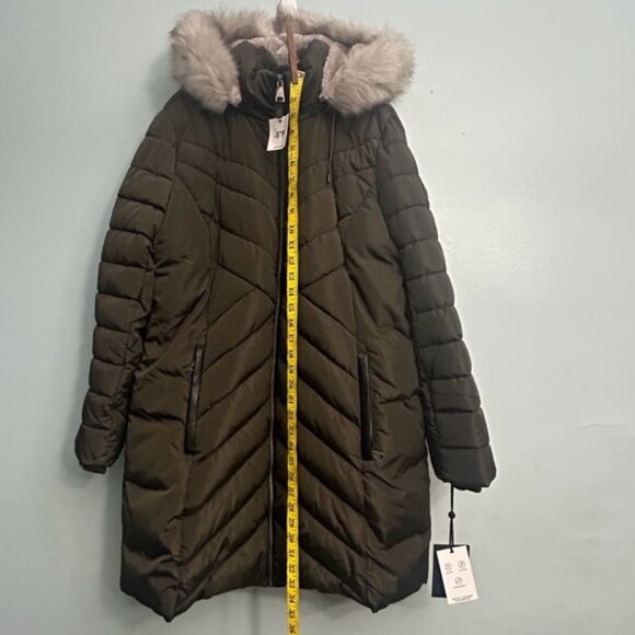 DKNY winter coat - Picture 1 of 14